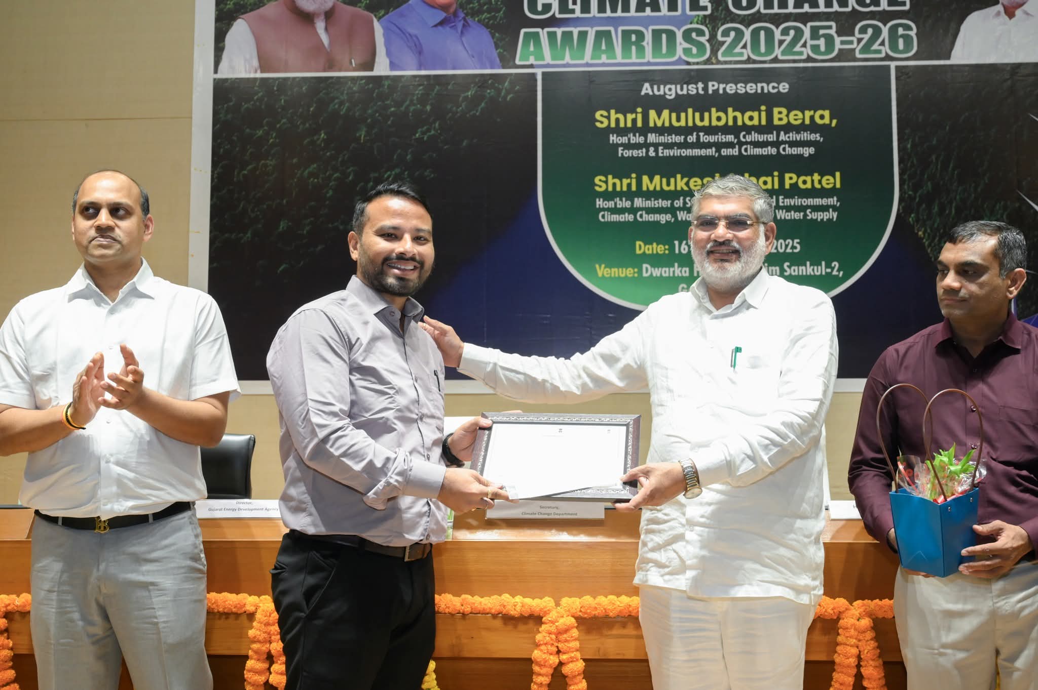 “ક્લાઇમેટ ચેન્જ એવોર્ડ ૨૦૨૫” થી શ્રી શિવમ મોદી (લેક્ચરર, મિકેનીકલ) સન્માનિત